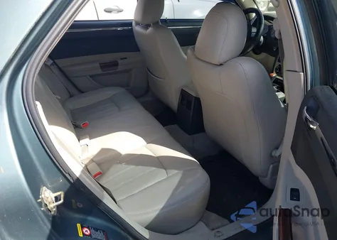 2006 Chrysler 300C из США, поврежденный, VIN 2C3LA63H86H168931